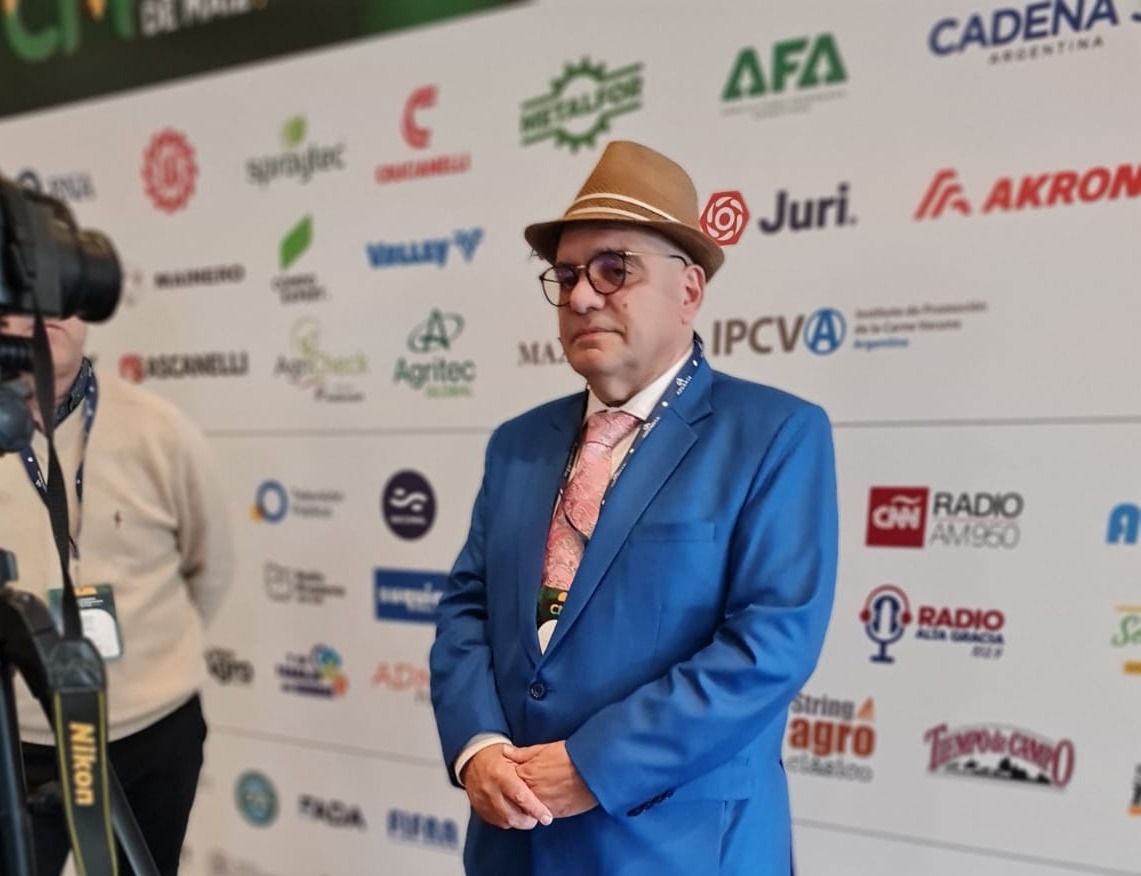 Salvador di Stefano / Congreso de Maiz