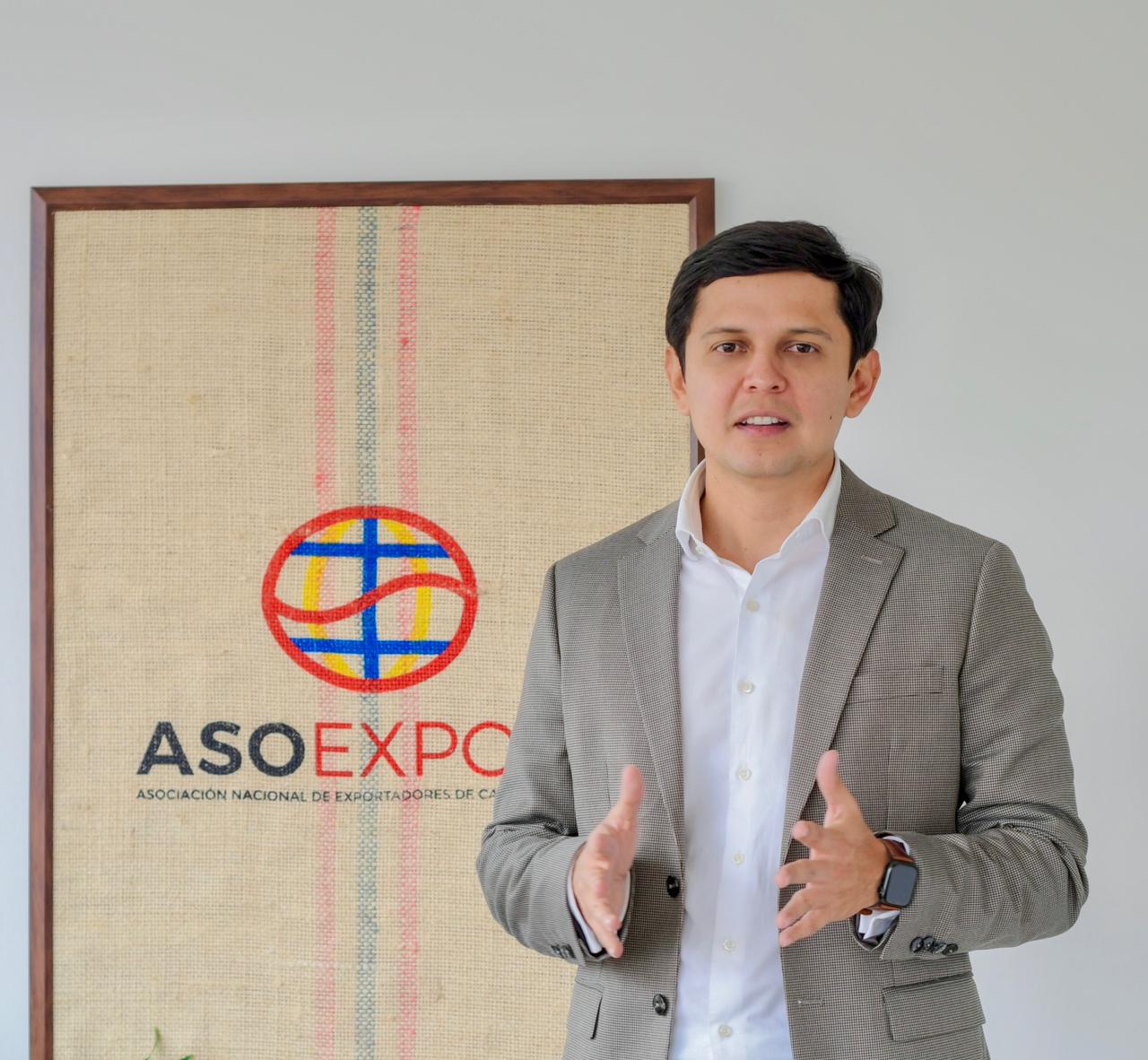 Gustavo Gomez, Asoexport