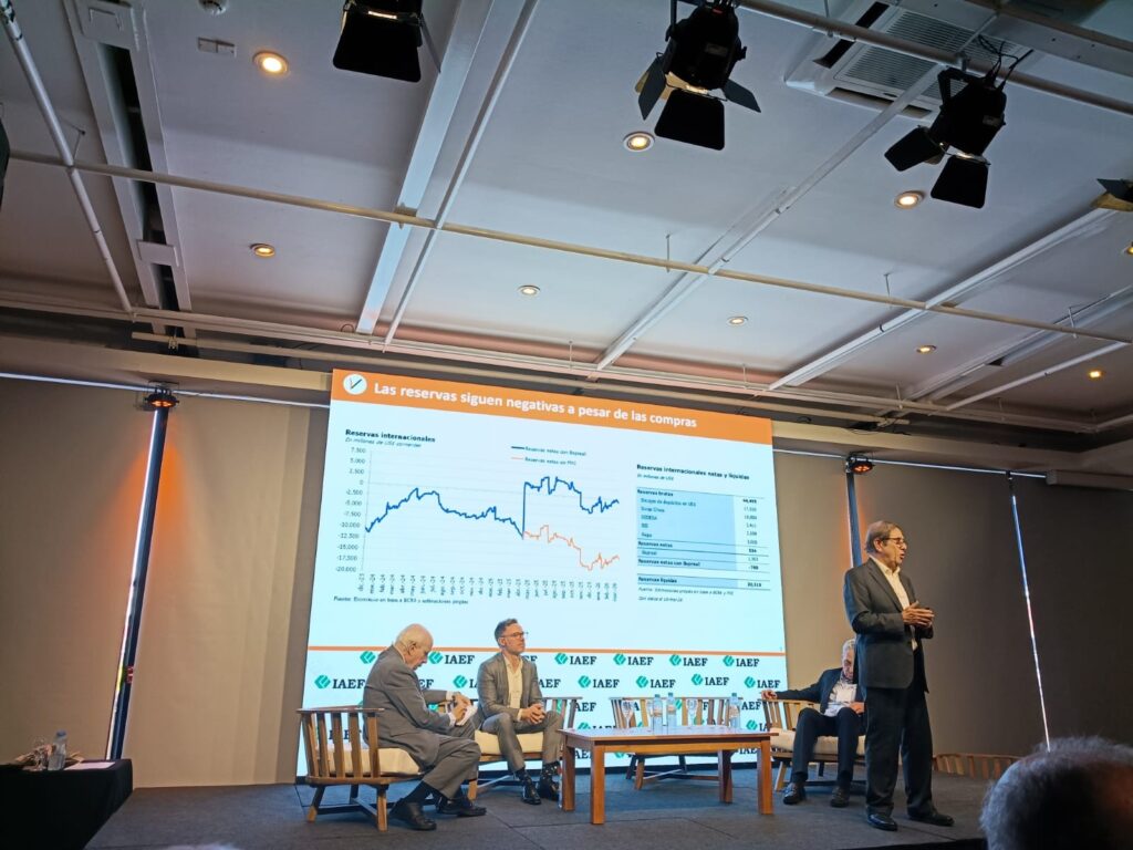 Miguel Kiguel en IAEF