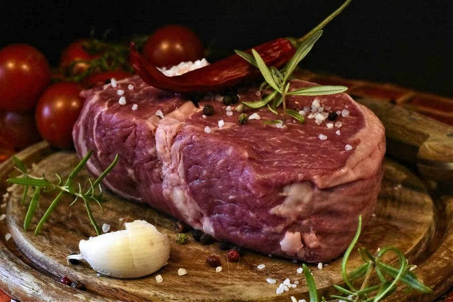 Brasil deve exportar 4,960 milhões de toneladas de carne bovina em 2027, diz Safras