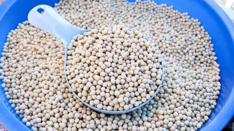 April has better soybean prices and boosts selling pace