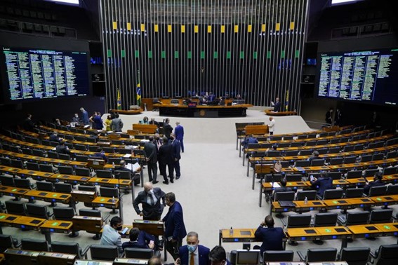 MP que cria Auxílio Brasil pode ser votada hoje na Câmara