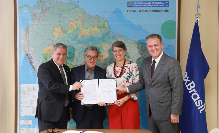 05369237 36cc 44e7 95ef a24993792afc