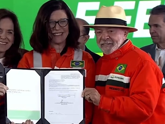 Lula defende autossuficiência de fertilizantes em evento da retomada das obras UFN-III em Três Lagoas (MS)